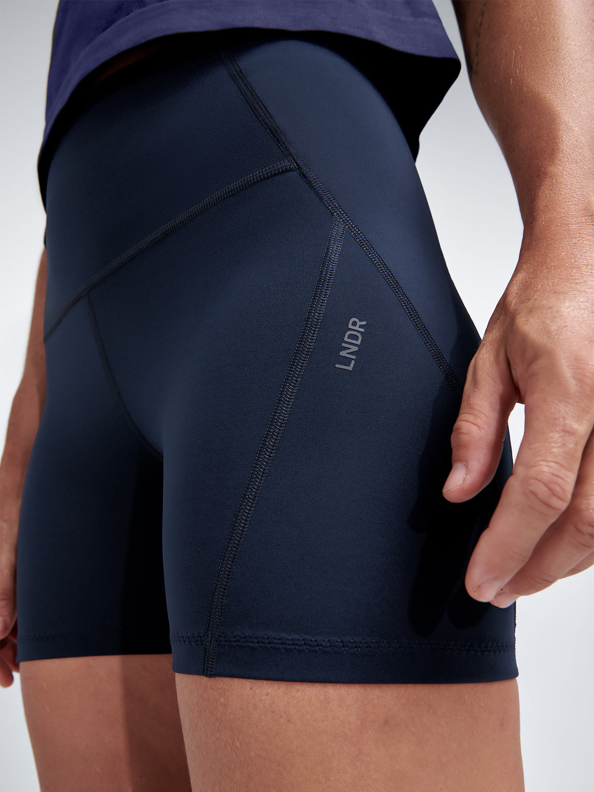Womens limitless high waisted 5 inch marine blue bike shorts 7