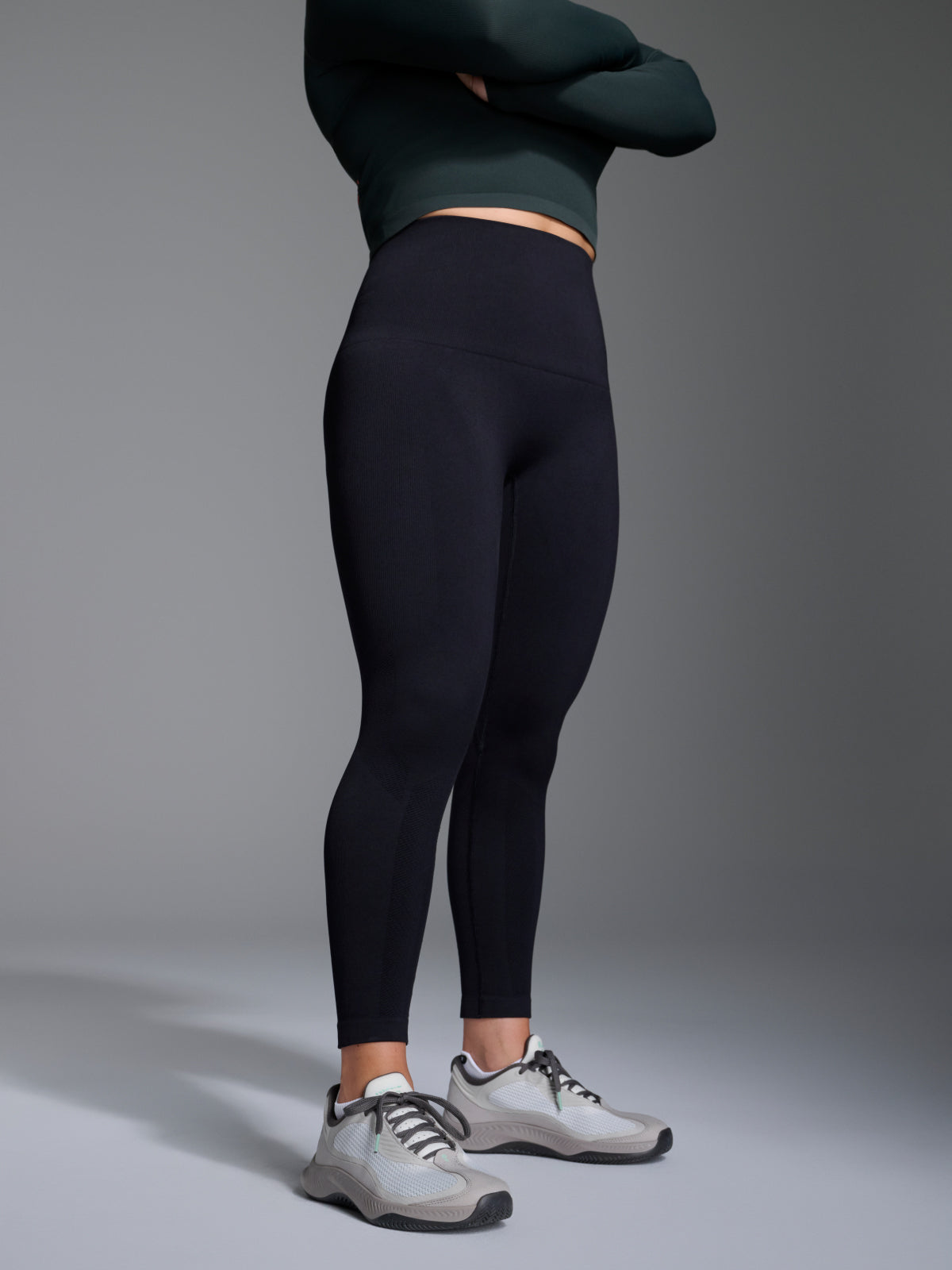 Womens streamline super high waisted ankle black leggings 3