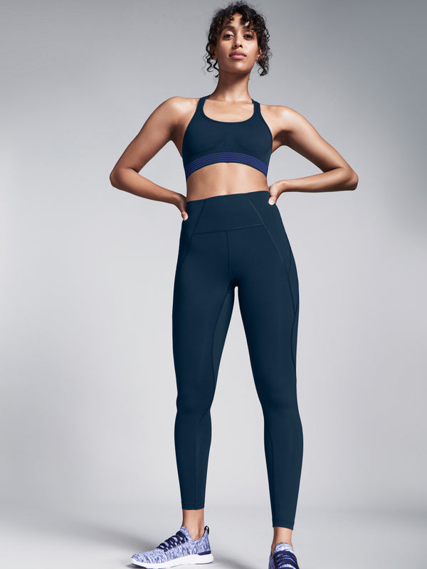 Micah is 5' 9" - Waist 65cm (25.5"), Hips 89cm (35")