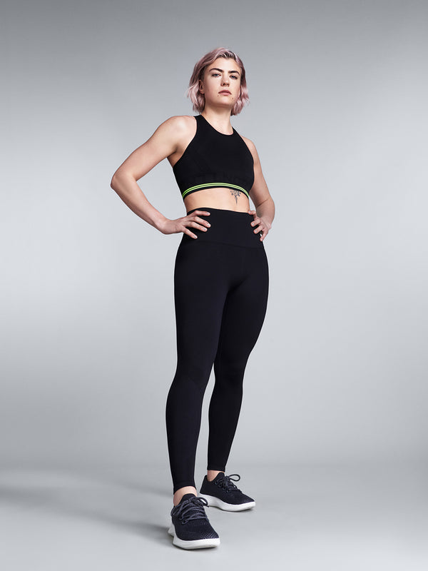 Hannah is 5' 7.5" - Waist 72cm (28.5"), Hips 101cm (40")