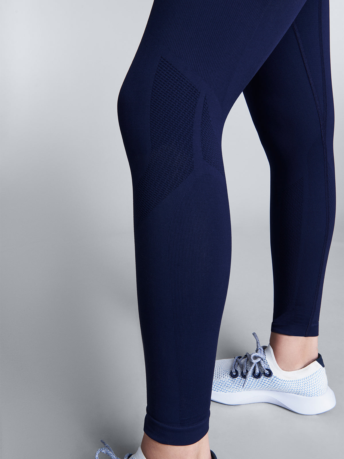 Womens streamline high waisted ankle navy leggings 4
