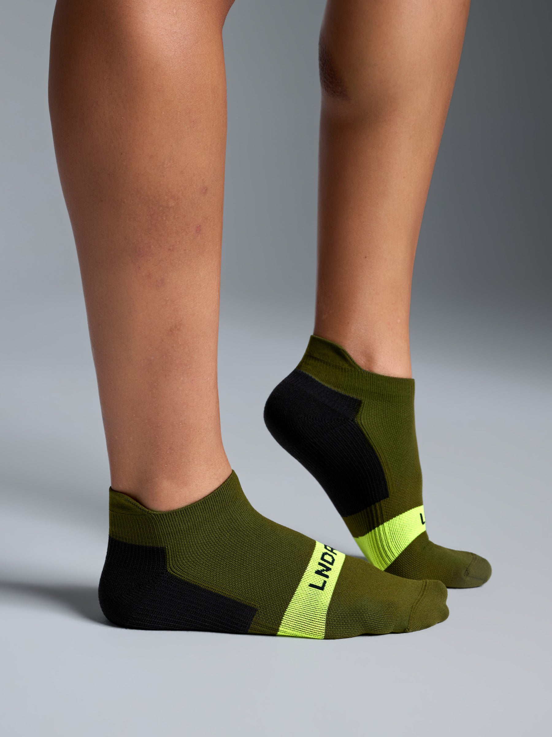HUSTLE Sports Sock Light Olive