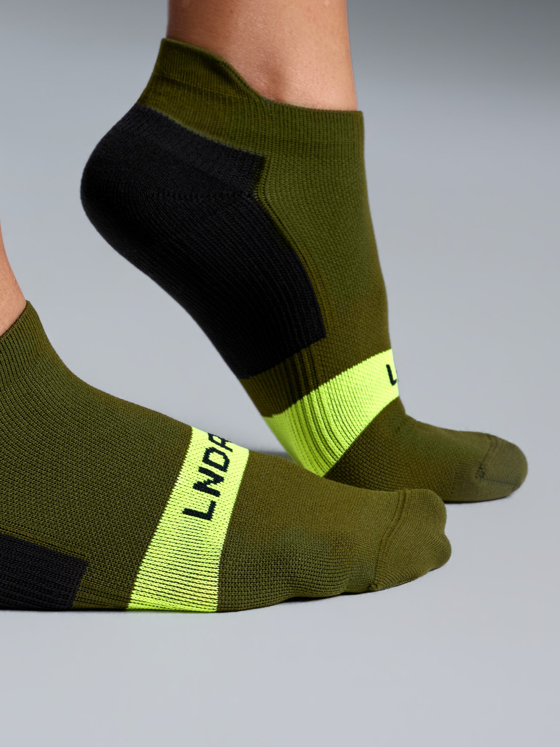 HUSTLE Sports Sock Light Olive