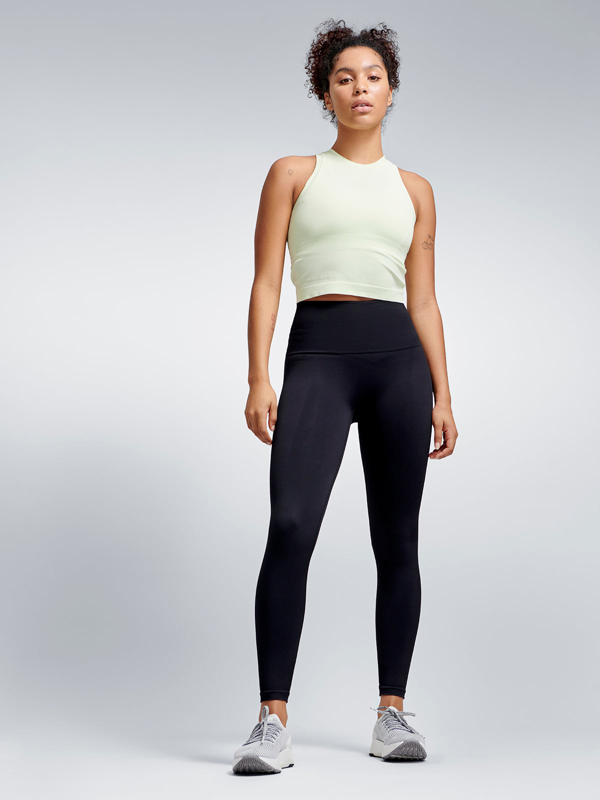 Lndr compression outlet leggings