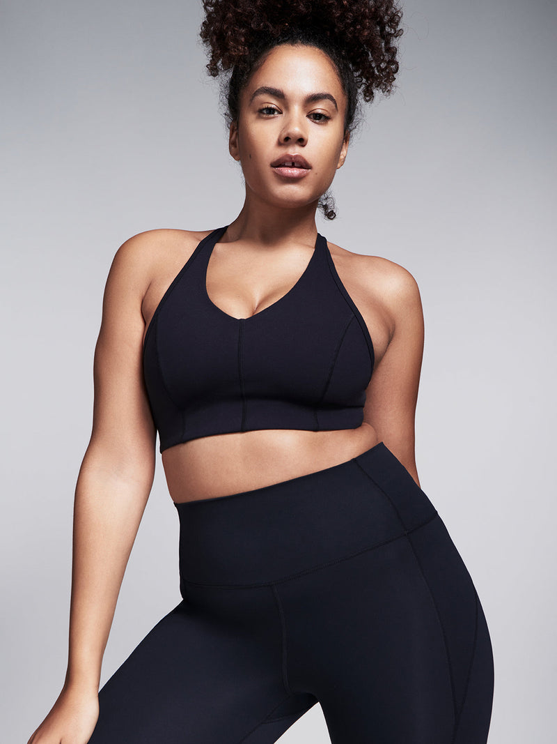 Size_M / Measurements_Simone is 5' 6" - Under Bust 86cm (34") 34FF, Waist 79cm (28")