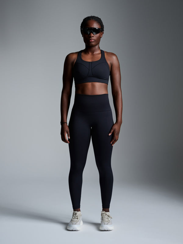 Becky wears size S-M is 5' 4" - Underband 75cm, Bust 80cm, Waist 73cm, Hips 97cm