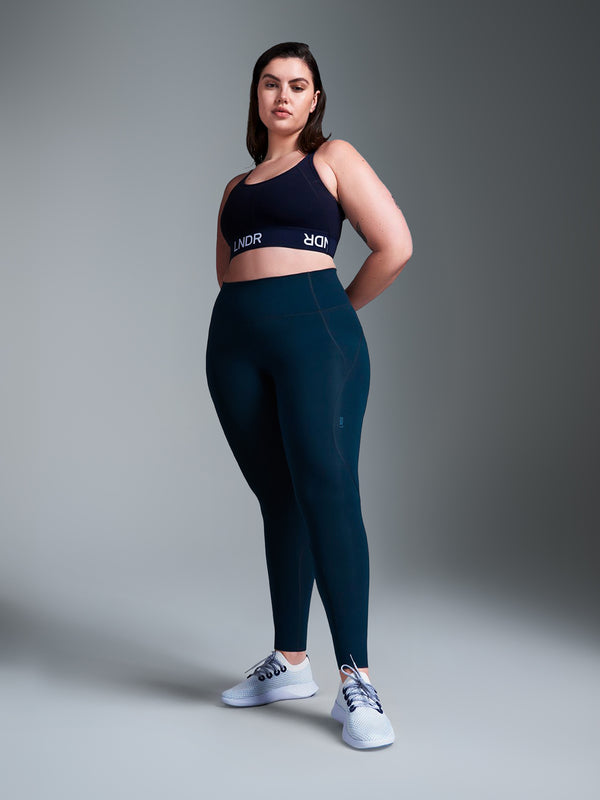 Lucy wears size XL is 5' 9" - Underbust 91.5cm, Waist 88cm, Hips 129.5cm, Inseam 33”