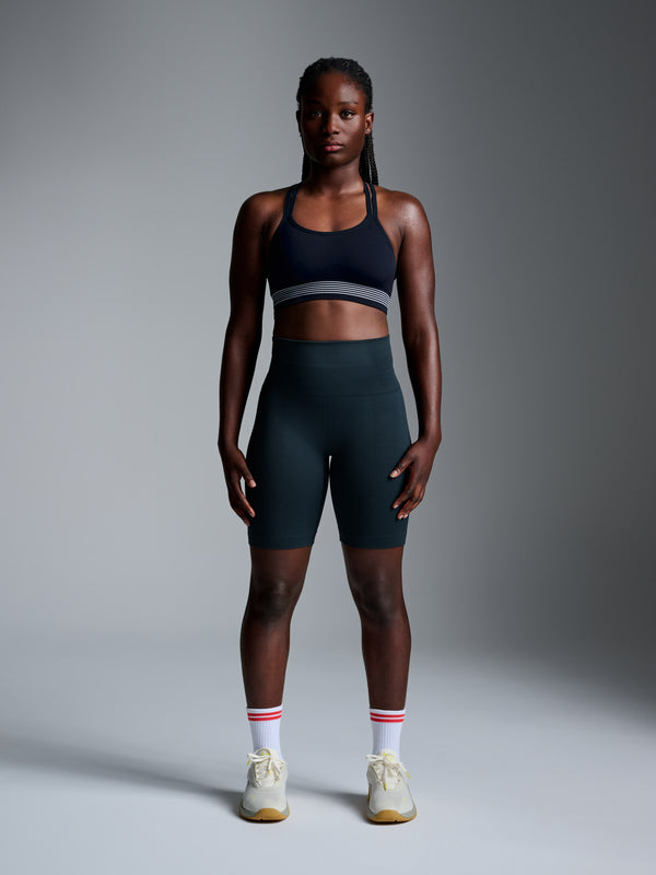 Becky wears size S-M is 5' 4" - Underband 75cm, Bust 80cm, Waist 73cm, Hips 97cm