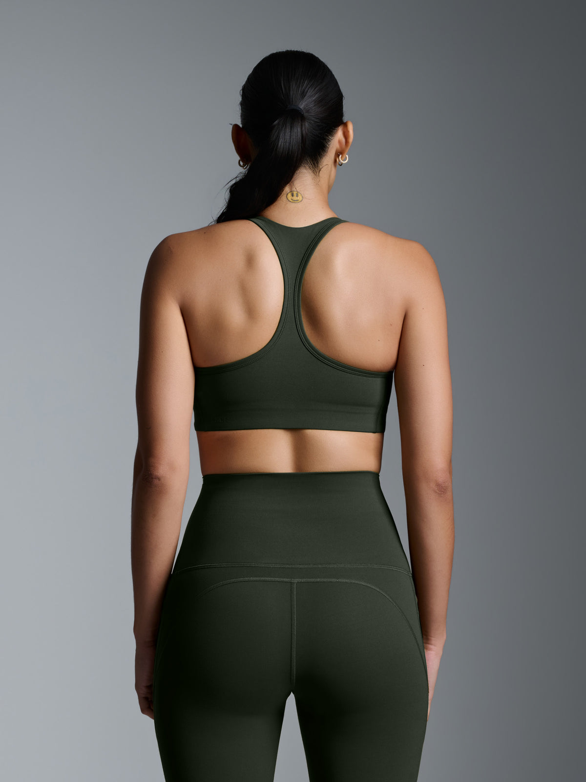 FEMME FATALE Sports Bra Olive