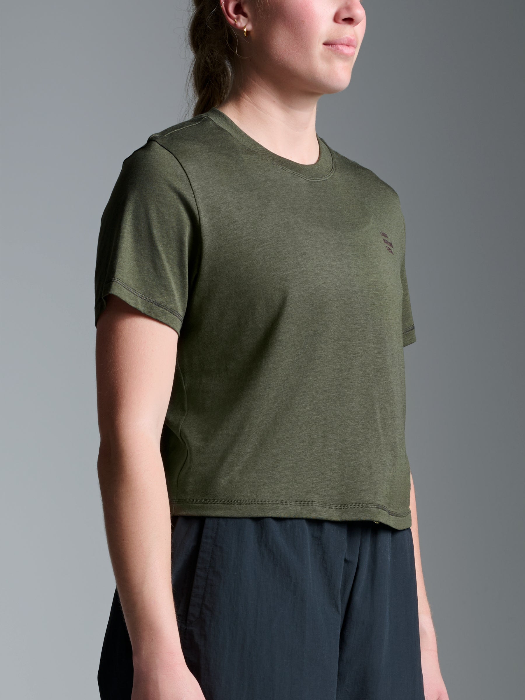 NATURE TECH Tee Olive