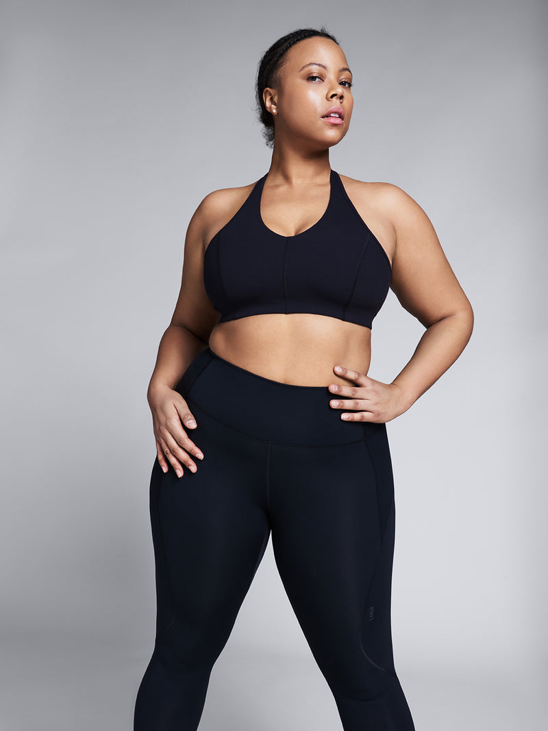Size_L / Measurements_Danielle is 5' 10" - Waist 90cm (36"), Hips 120cm (48")